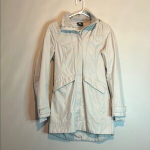 Elegant Cream Women's Jacket